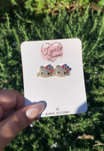 Load image into Gallery viewer, Hello Kitty Earrings
