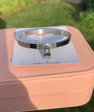 Load image into Gallery viewer, Lock Bangle Bracelet 🔒
